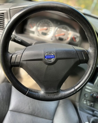 Volvo S60 cena 13000 przebieg: 284000, rok produkcji 2004 z Halinów małe 121